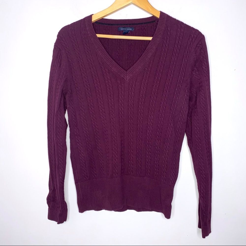 Tommy Hilfiger V-Neck Cable Knit Sweater Wine Color Size Large !